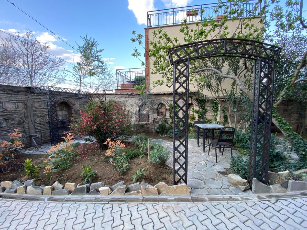 Wine Hills Hotel Тбилиси Екстериор снимка
