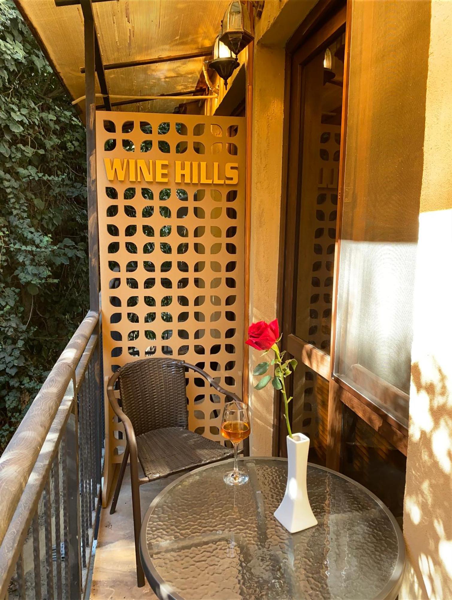 Wine Hills Hotel Тбилиси Стая снимка