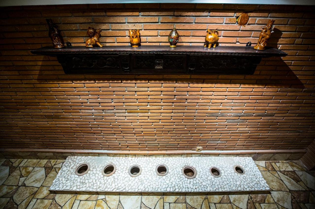 Wine Hills Hotel Тбилиси Екстериор снимка